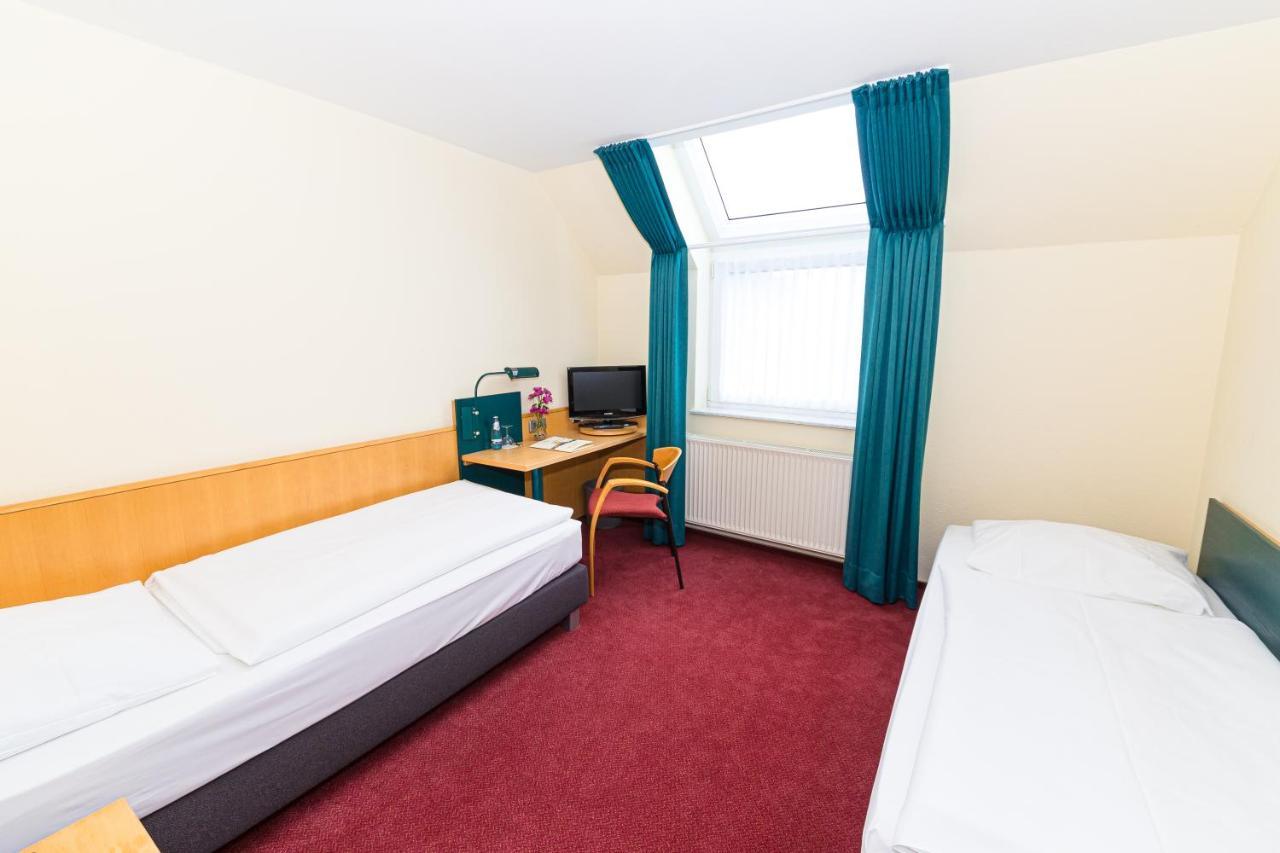 Akzent Parkhotel Trebbin Екстер'єр фото