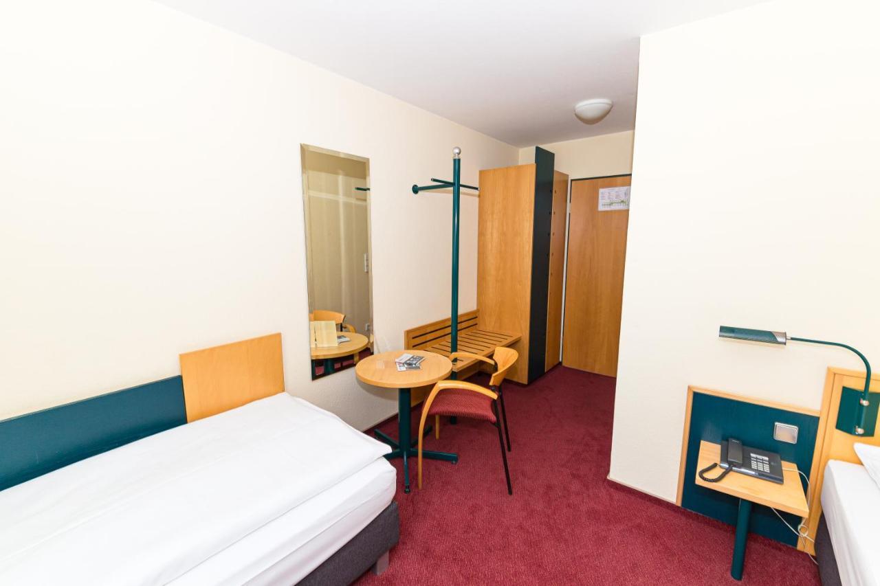 Akzent Parkhotel Trebbin Екстер'єр фото