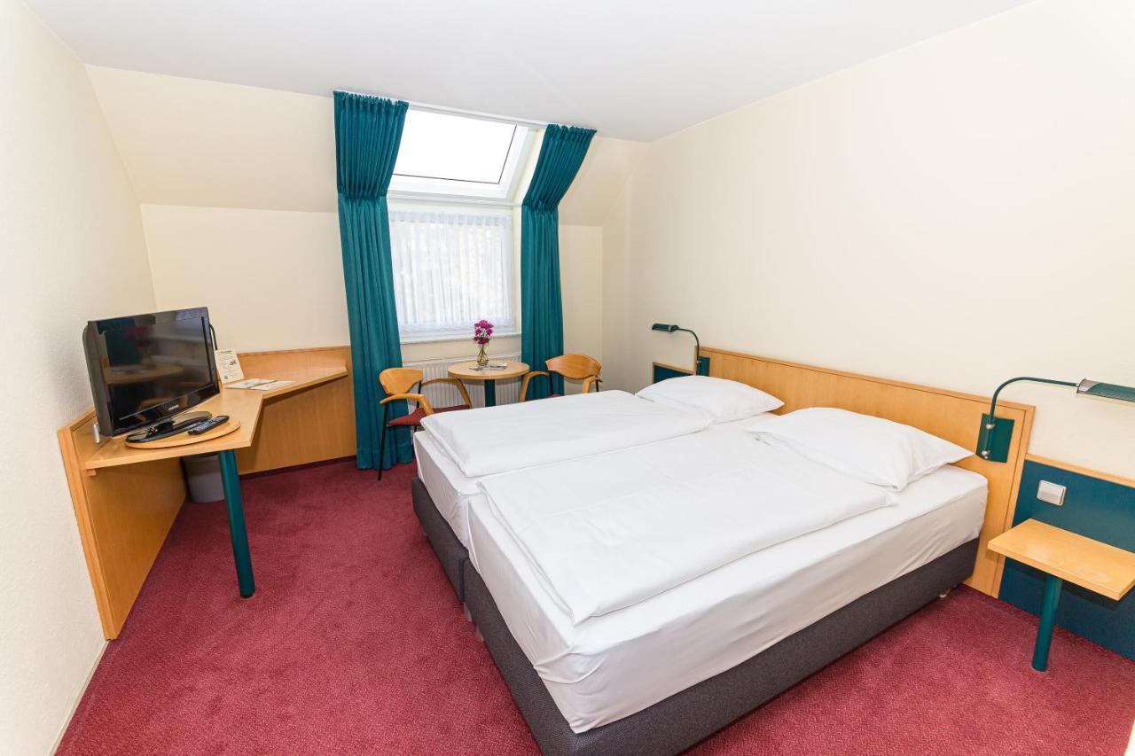 Akzent Parkhotel Trebbin Екстер'єр фото
